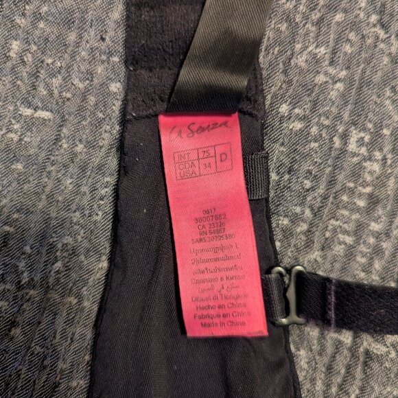 La SENZA, Black so free Bra - Picture 2 of 3